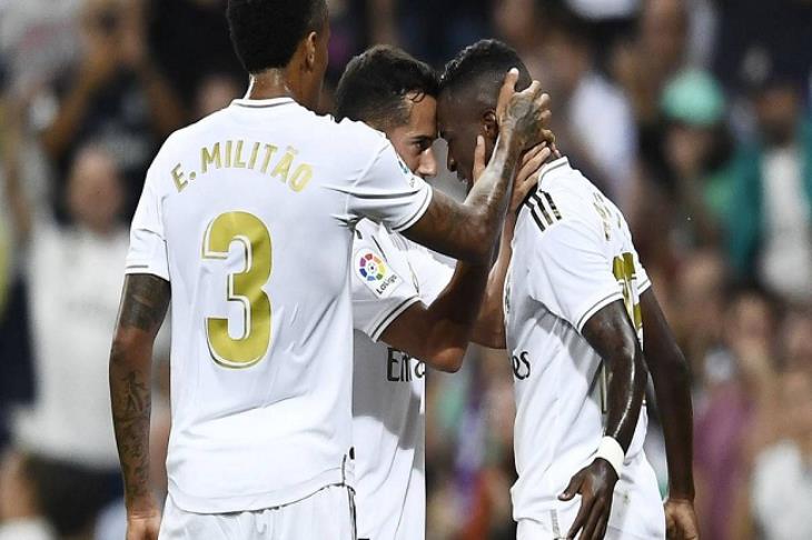 جونيور، ريال مدريد، الريال